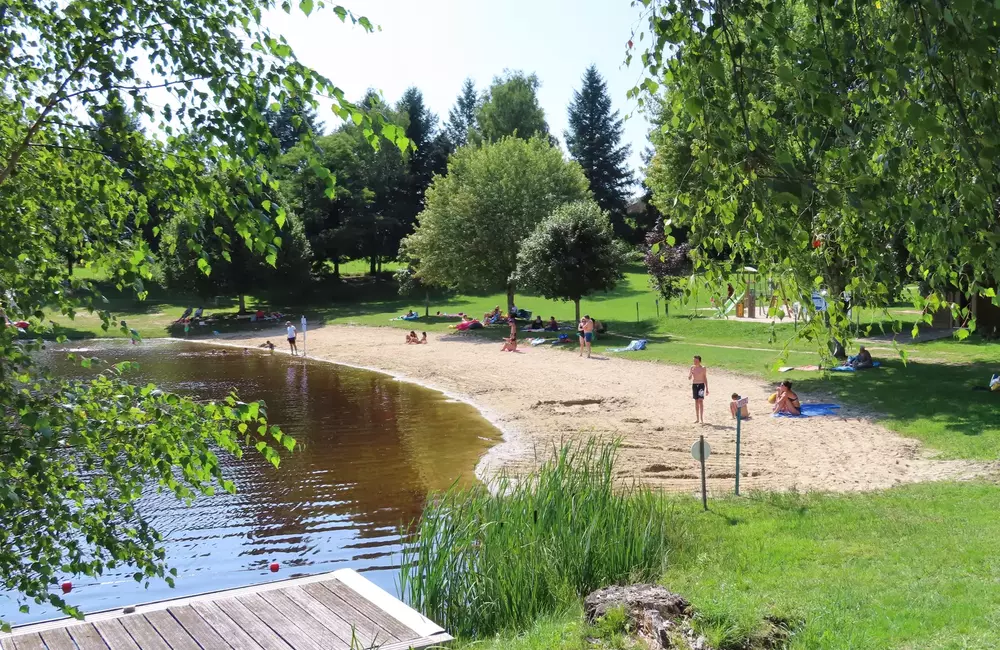 Plage du lac de la Roche